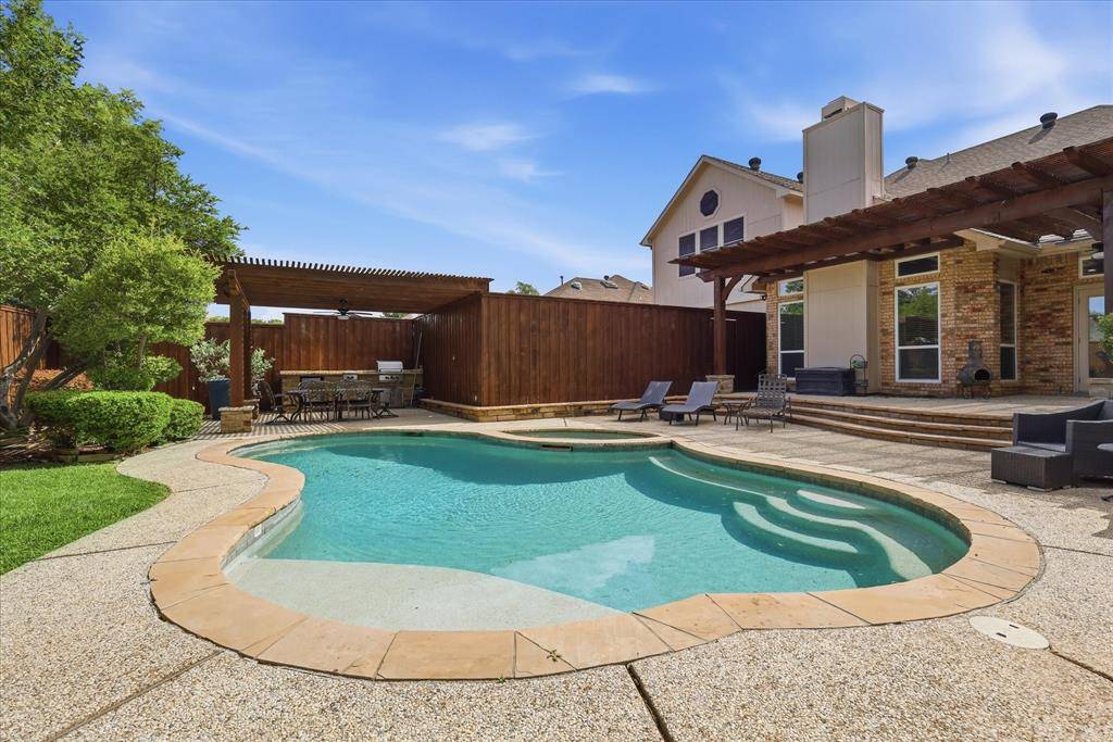 3207 Willow Ridge Trail, Carrollton, TX 75007