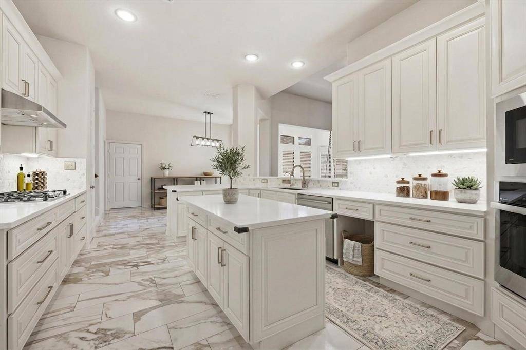 2237 Homestead Lane, Plano, TX 75025
