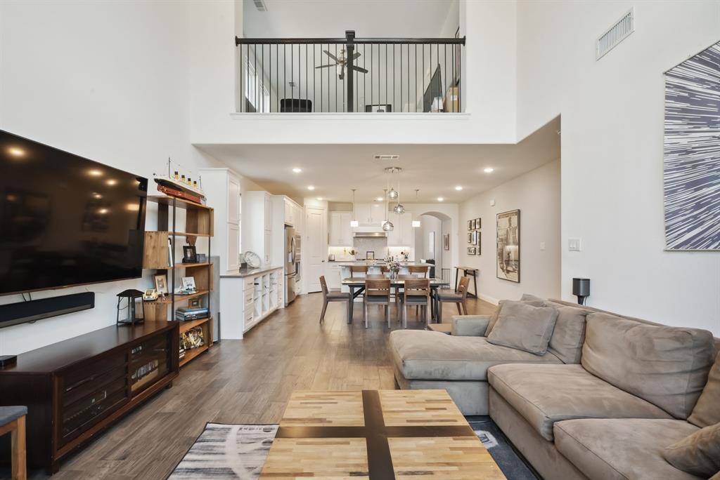 1913 Bending Oak Street, Fort Worth, TX 76008