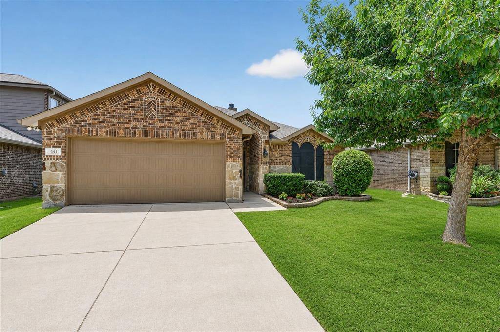 441 E Wishbone Lane, Fort Worth, TX 76052
