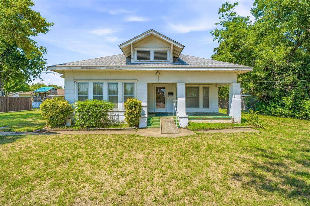 648 N Belknap Street, Stephenville, TX 76401