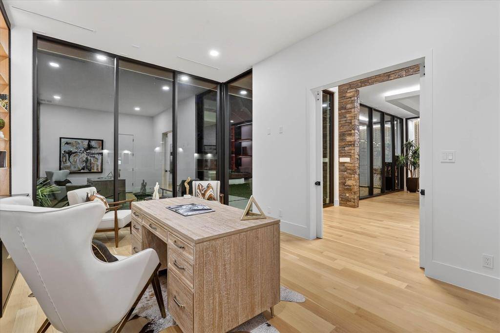 5723 Meletio Lane, Dallas, TX 75230