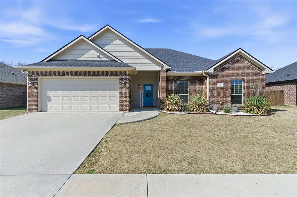 711 Hadley Lane, Valley View, TX 76272