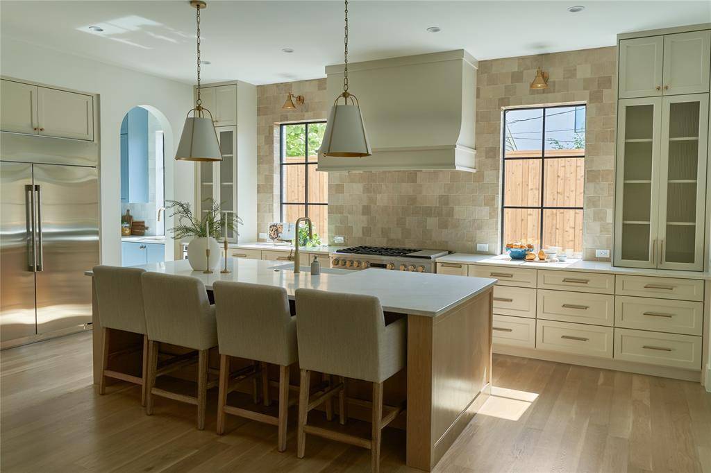 3830 Dunhaven Road, Dallas, TX 75220