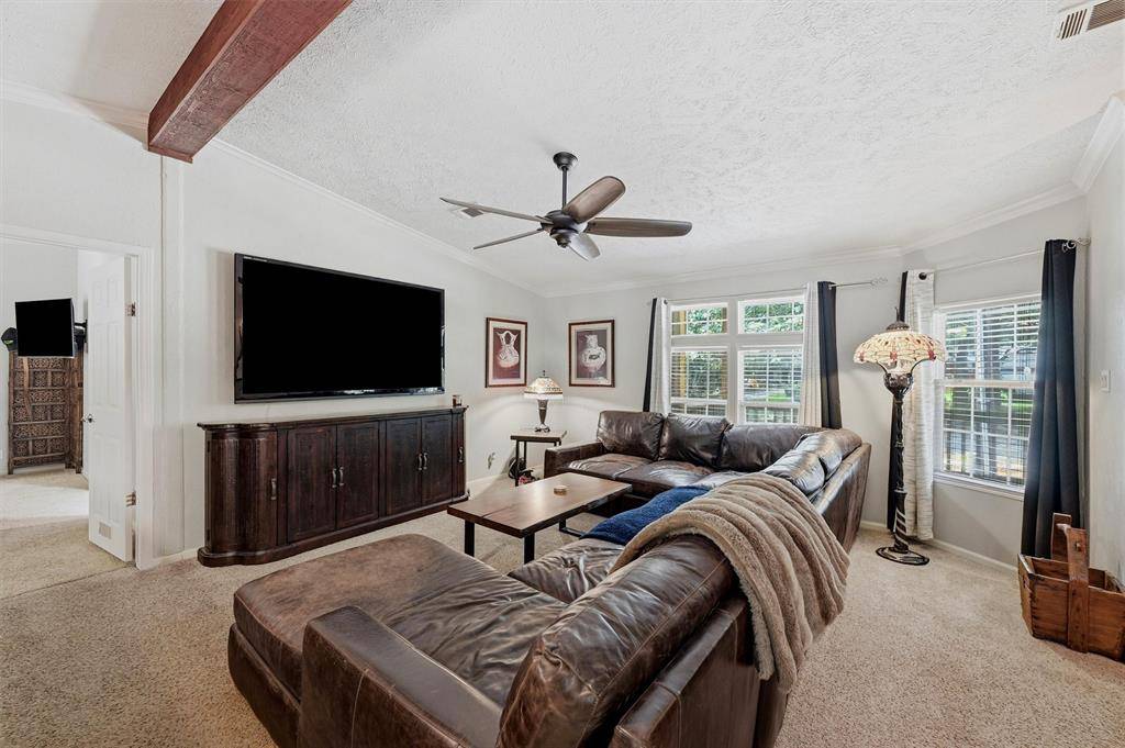 41 Missouri Avenue, Pottsboro, TX 75076