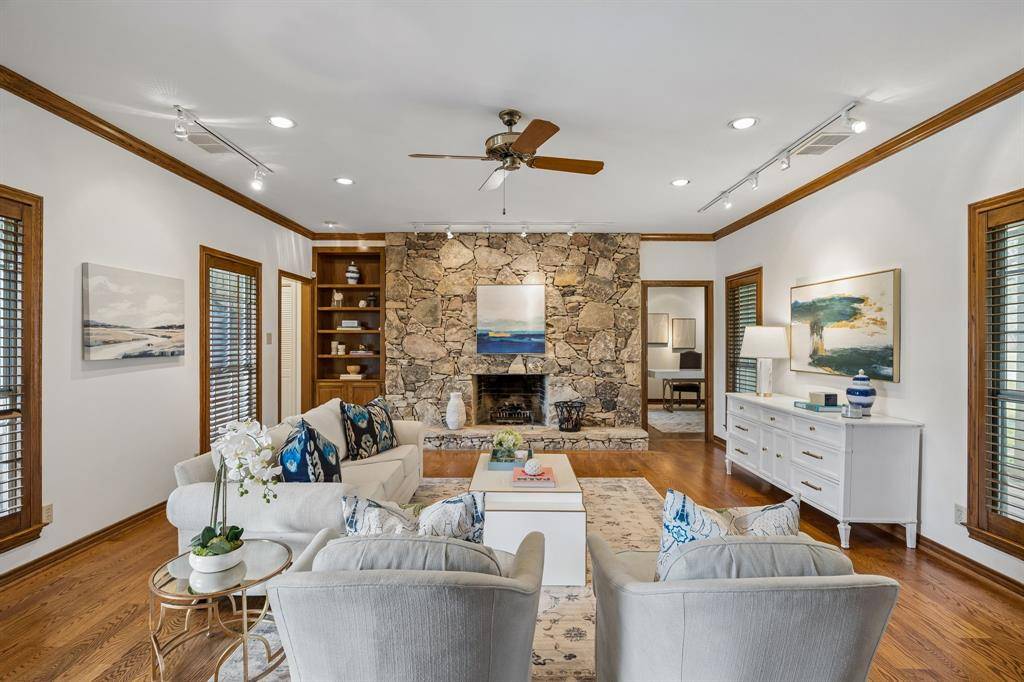 9624 Greensprint Drive, Dallas, TX 75238