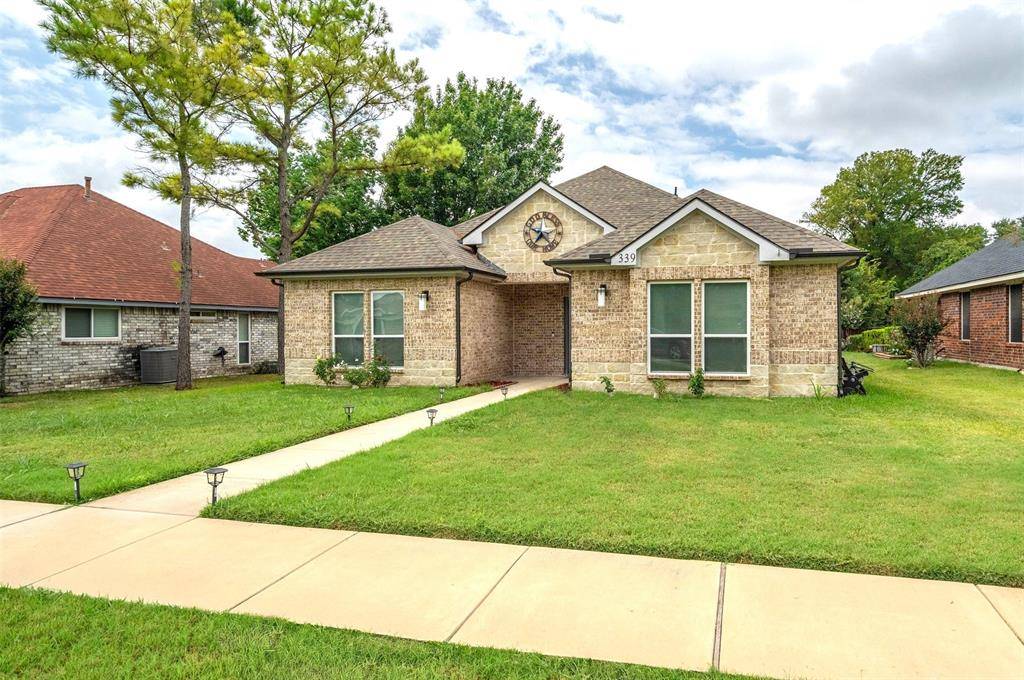 339 S Stewart Avenue, Lancaster, TX 75146