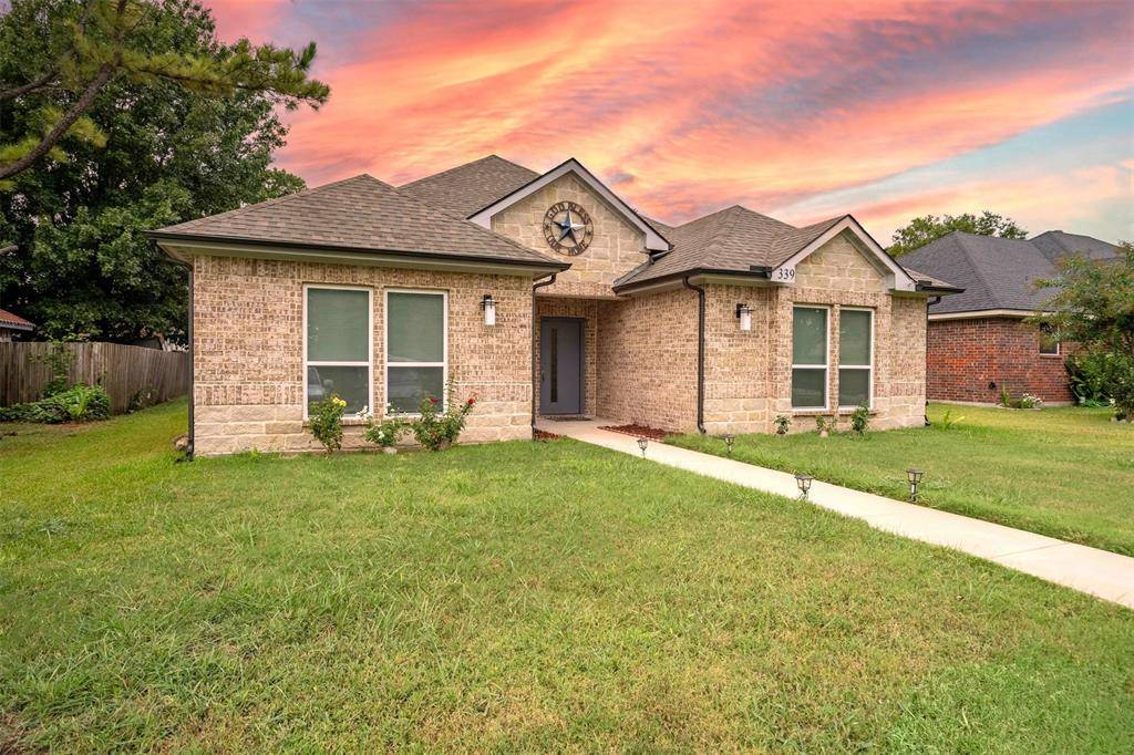 339 S Stewart Avenue, Lancaster, TX 75146