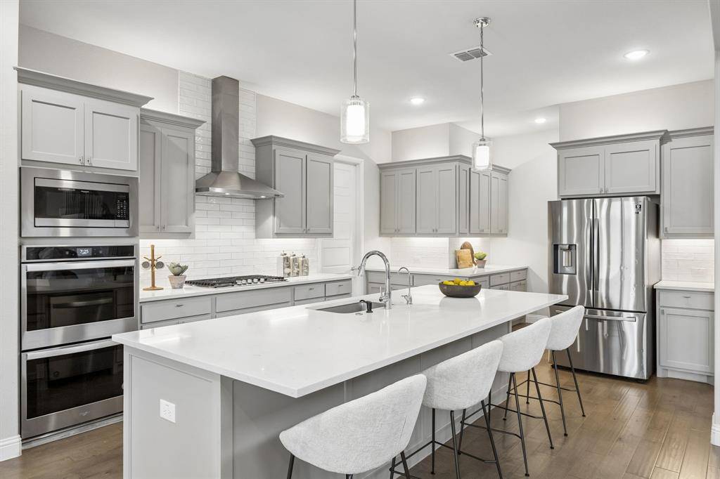 9667 Summit Hills Drive, Frisco, TX 75035