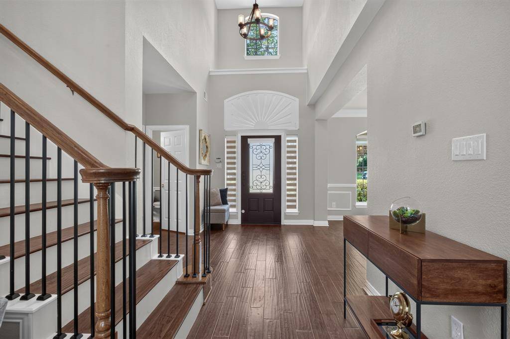 8900 High Meadows Drive, Plano, TX 75025