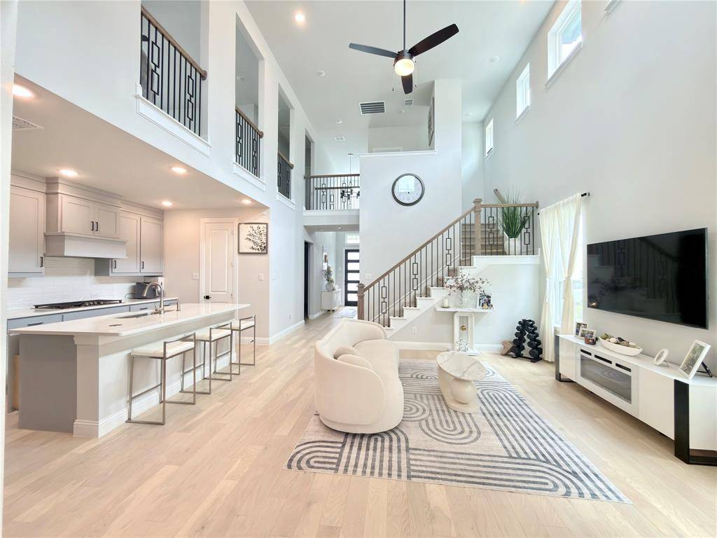 5408 Crosstrees Street, Rowlett, TX 75088