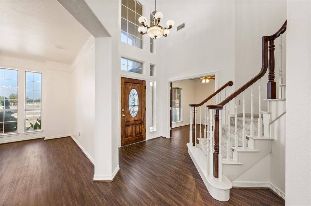 141 Blue Sky Drive, Decatur, TX 76234