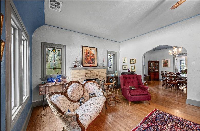 1114 N Windomere Avenue, Dallas, TX 75208