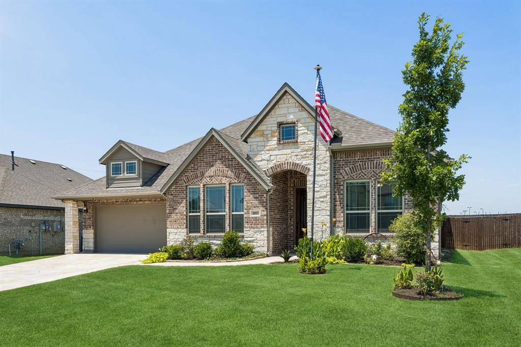 1005 Longbow Lane, Crowley, TX 76036