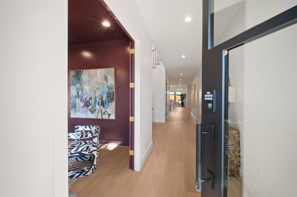 4221 Somerville Avenue, Dallas, TX 75206