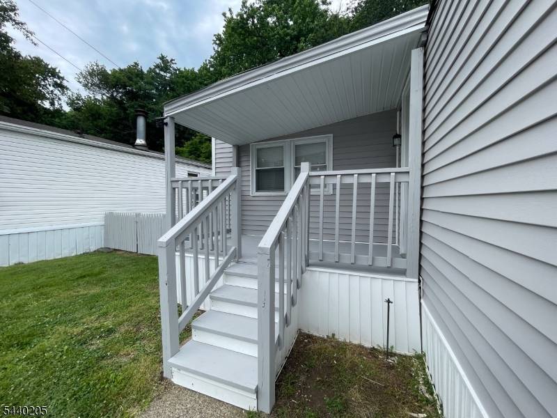 7 5th St., Wayne Twp., NJ 07470