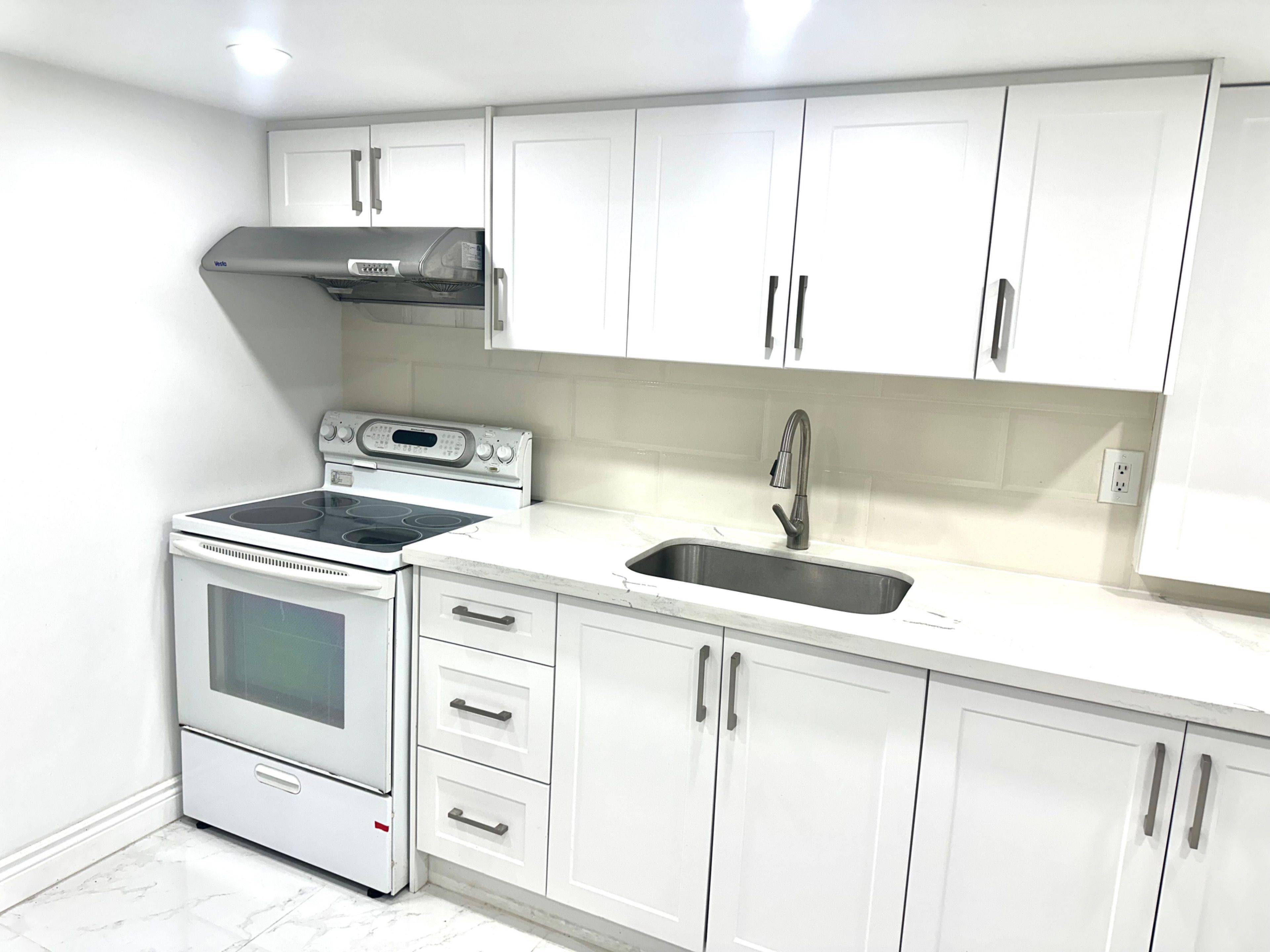 102 Worthing AVE, Markham, ON L3S 4J9