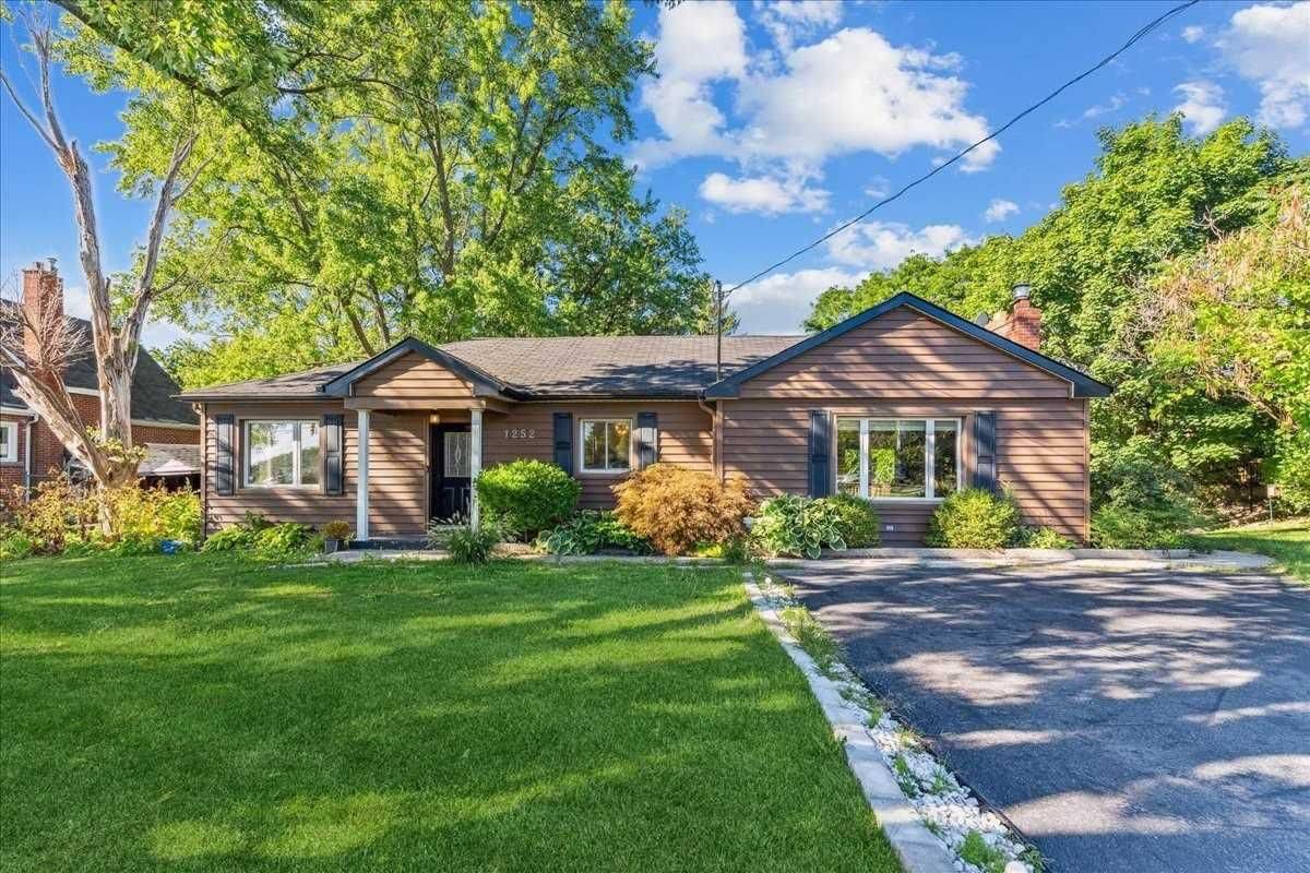 1252 Waterdown RD #Lower, Burlington, ON L7P 4Z8