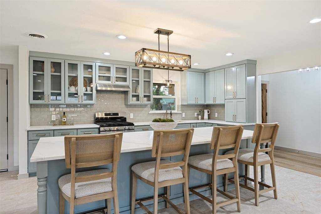 524 Carol Court, Richardson, TX 75081