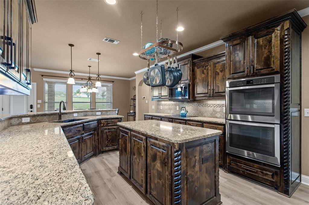 258 Scenic View Drive, Aledo, TX 76008