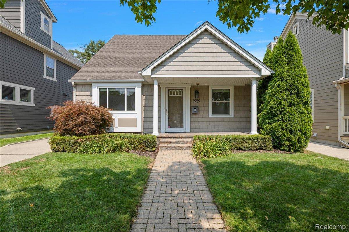 1959 Haynes ST, Birmingham, MI 48009