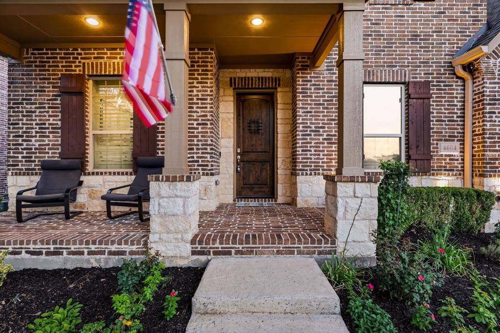 4604 Pony Avenue, Carrollton, TX 75010
