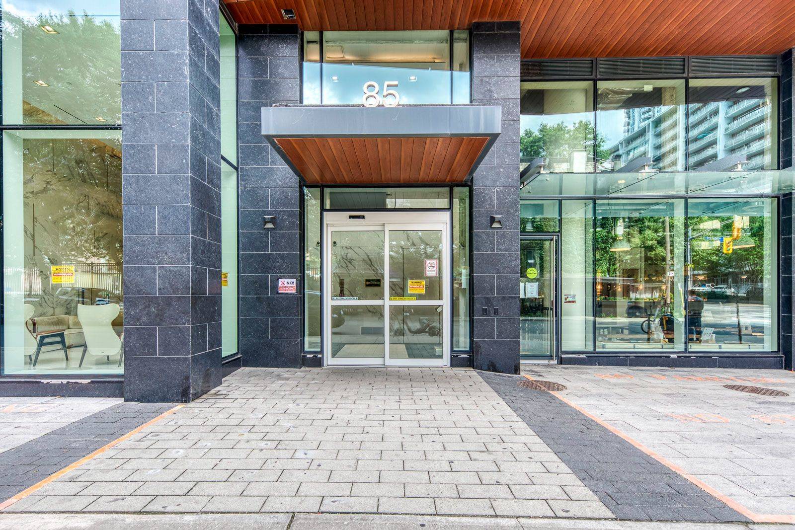 85 Wood ST #1006, Toronto C08, ON M4Y 0E8