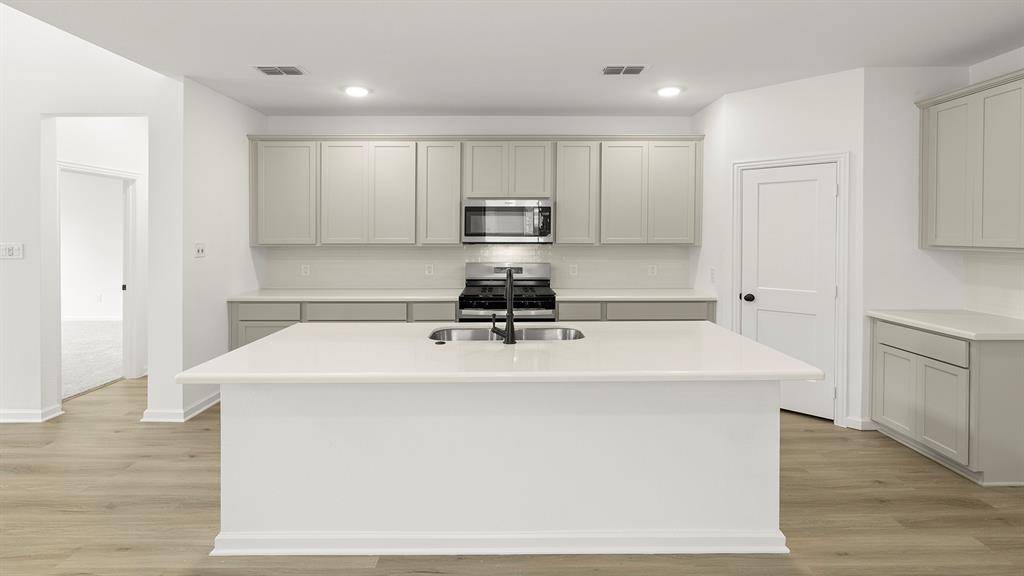 461 Silent Pond Park, Lavon, TX 75166