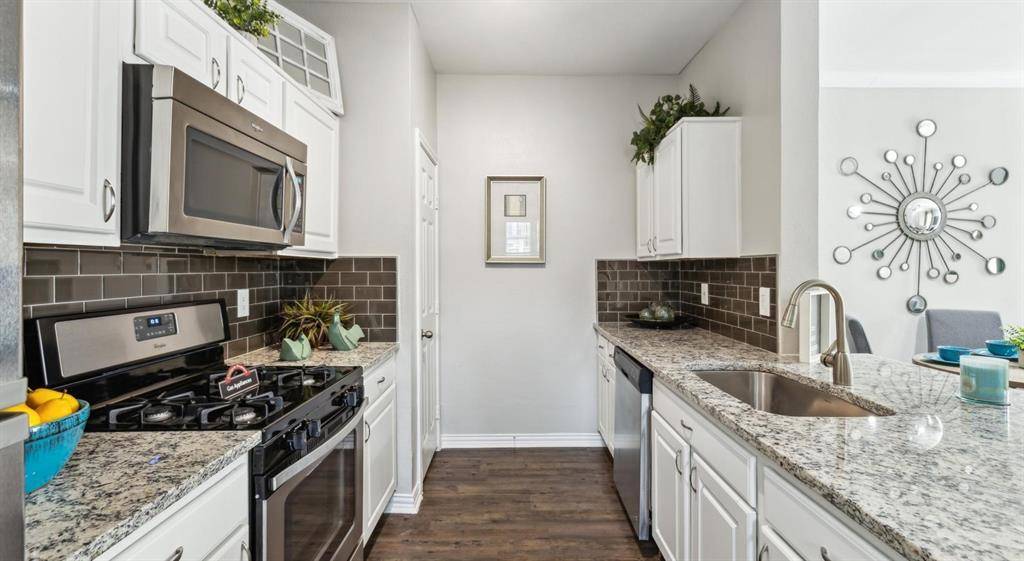 6201 Chapel Hill Boulevard #1312, Plano, TX 75093