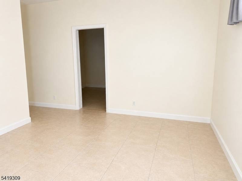 62 Old Routet 23, West Milford Twp., NJ 07435