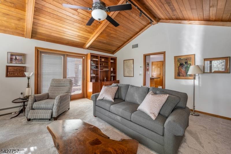 10 Woodmere Rd, West Caldwell Twp., NJ 07006