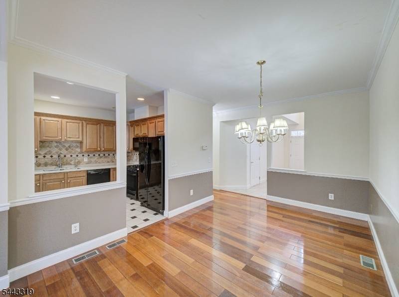 223 Emily Pl, Parsippany-troy Hills Twp., NJ 07054