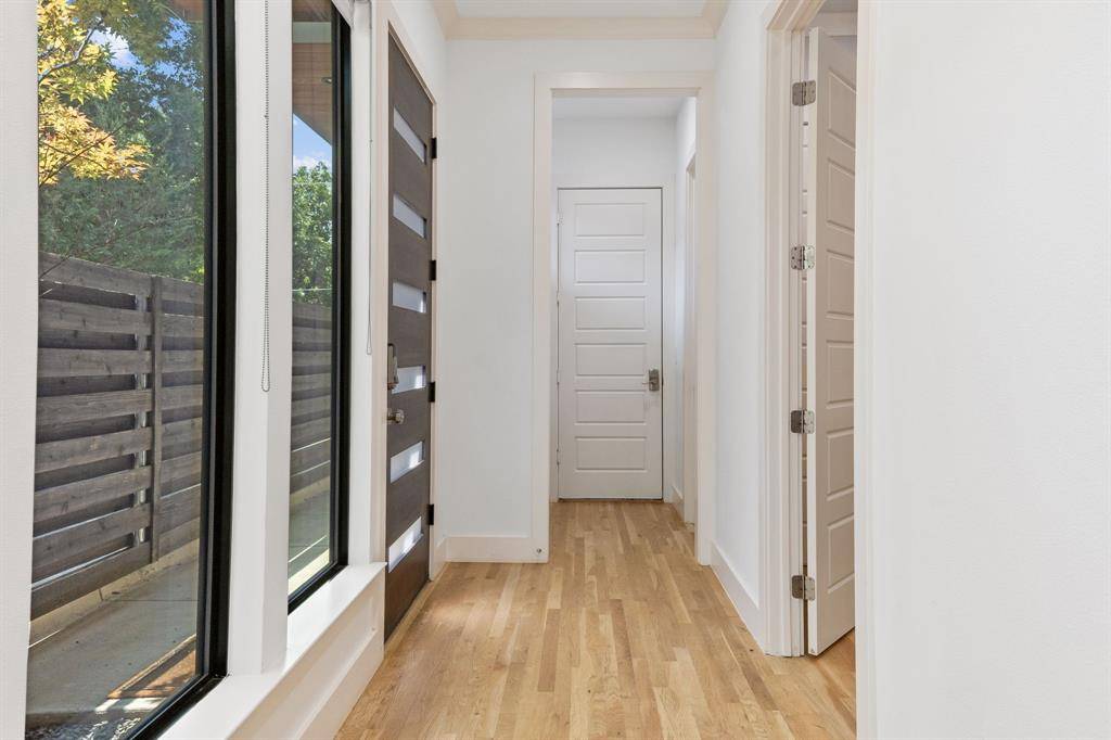 5933 Oram Street, Dallas, TX 75206