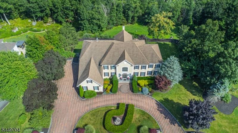 108 Finch Rd, Ringwood Boro, NJ 07456
