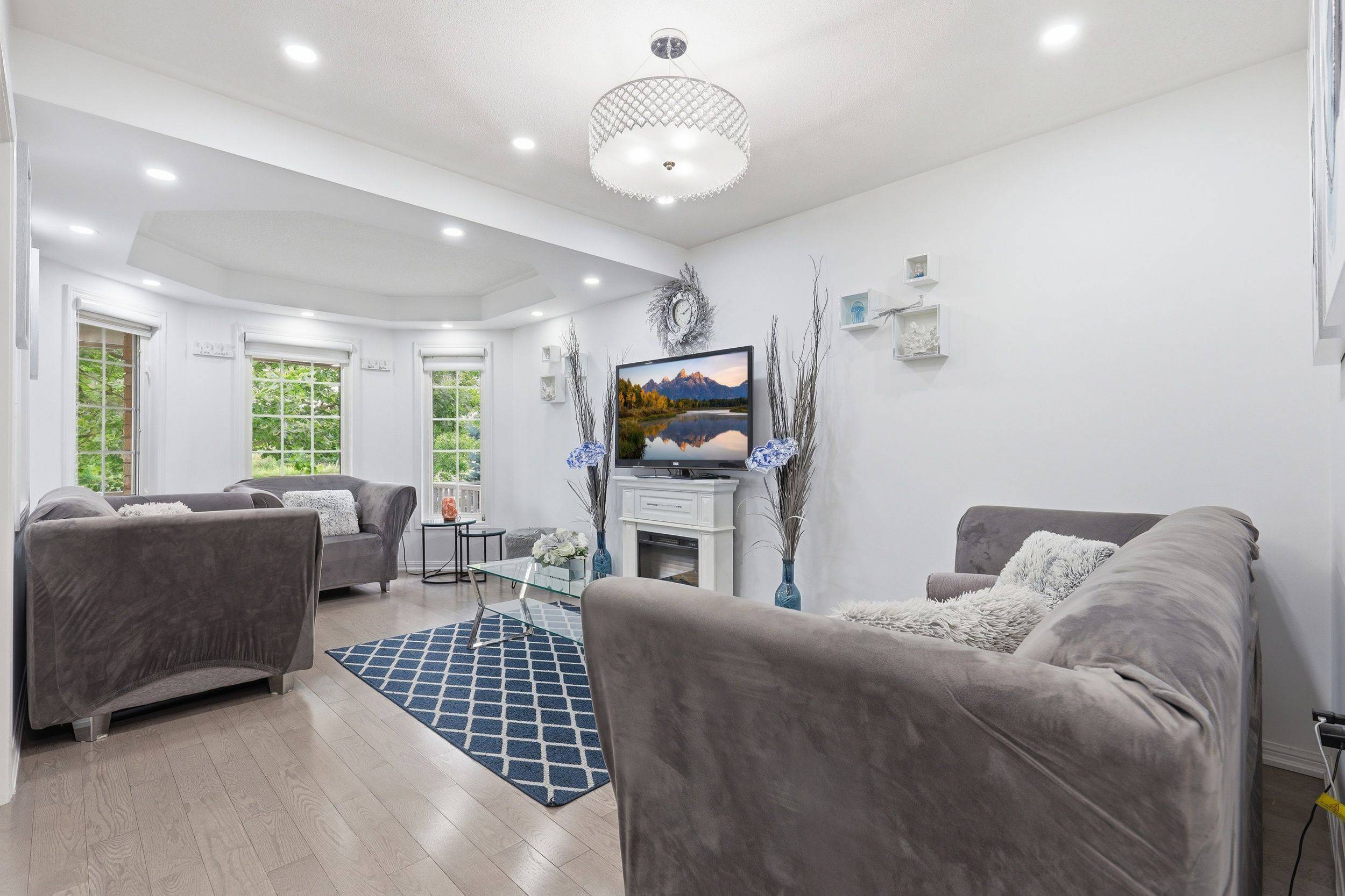 392 Tonelli LN, Milton, ON L9T 0N4