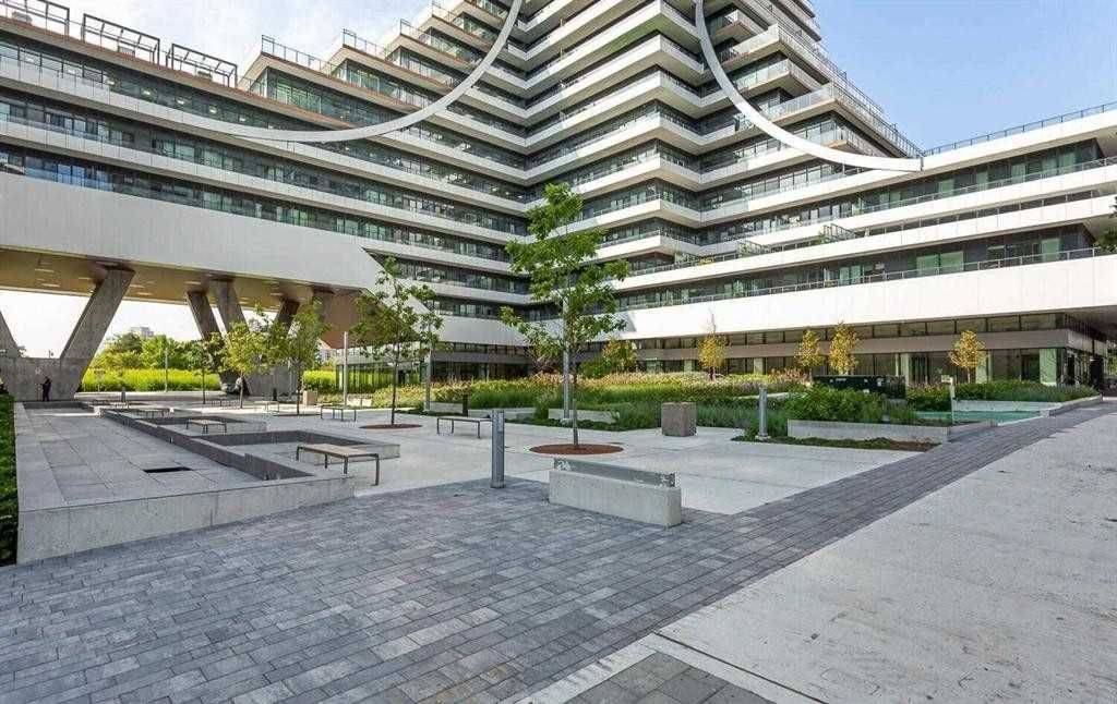 30 Shore Breeze DR #6108, Toronto W06, ON M8V 0J1