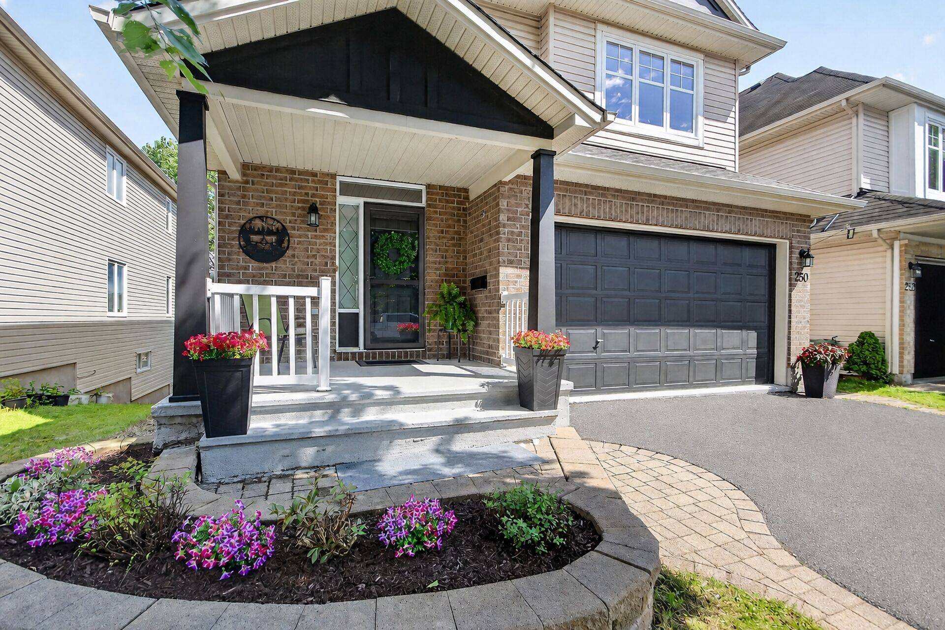 250 Flodden WAY, Barrhaven, ON K2G 7E1
