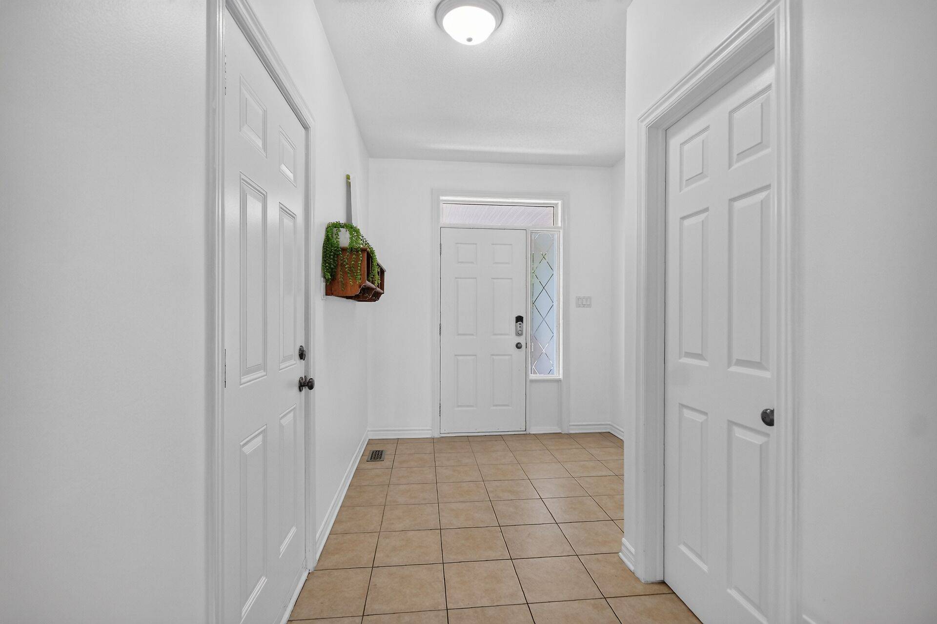 250 Flodden WAY, Barrhaven, ON K2G 7E1