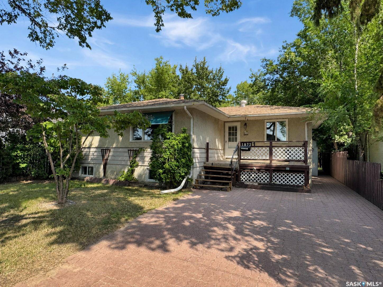 1872 101st STREET, North Battleford, SK S9A 1B1