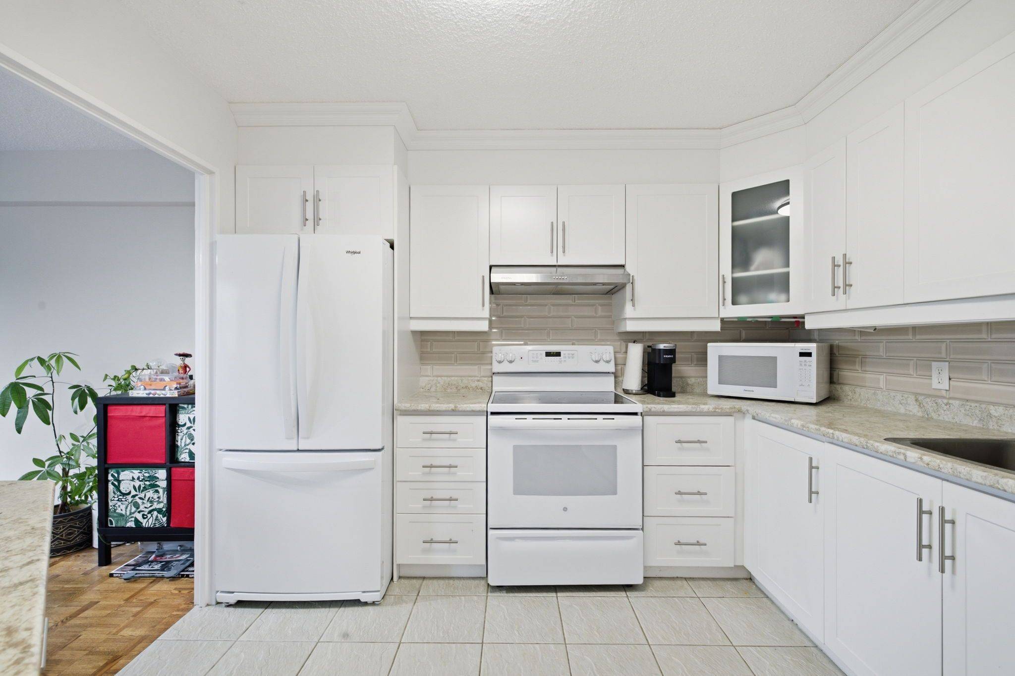 3360 Southgate RD #303, Hunt Club - South Keys And Area, ON K1V 9A6