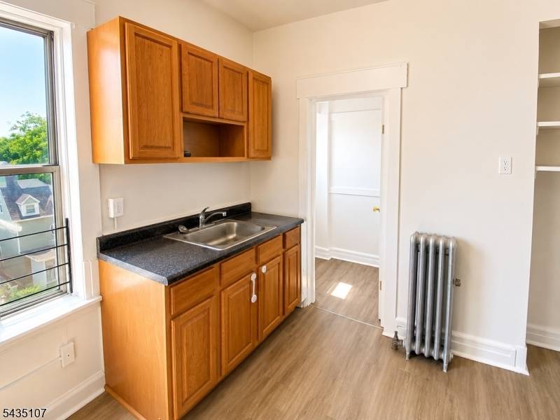 23 Harvard St #12, East Orange City, NJ 07018
