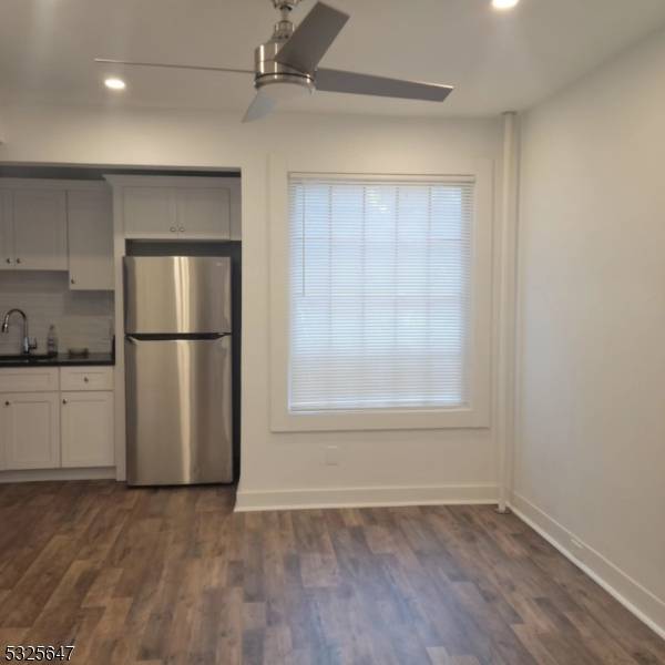 133 W 3rd Ave, Roselle Boro, NJ 07203