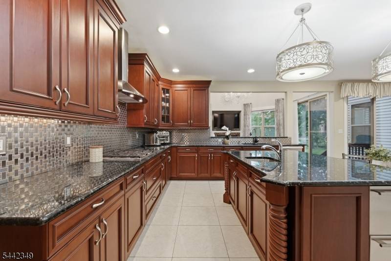 1 Koch Ln, East Brunswick Twp., NJ 08816