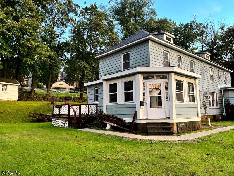 30 Fowler St, Franklin Boro, NJ 07416