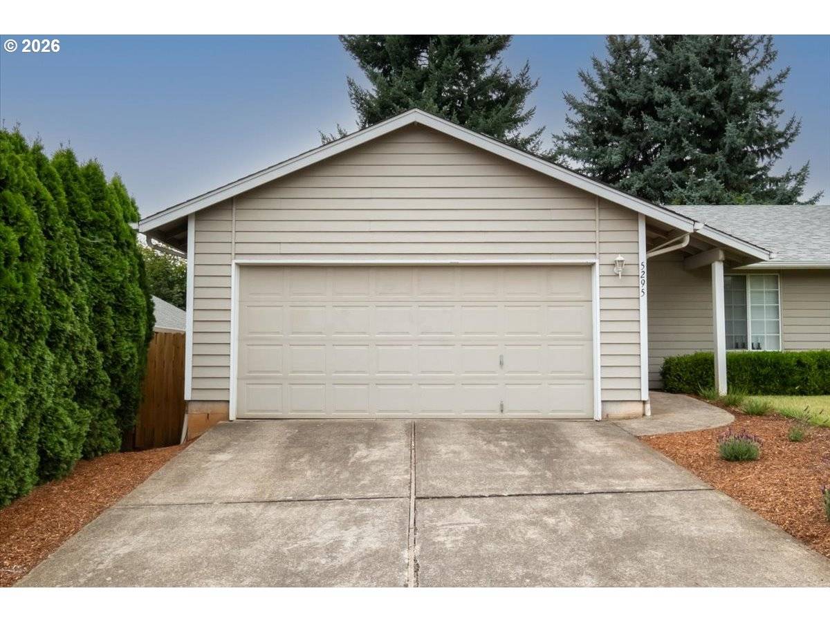 5295 RED LEAF DR, Salem, OR 97306