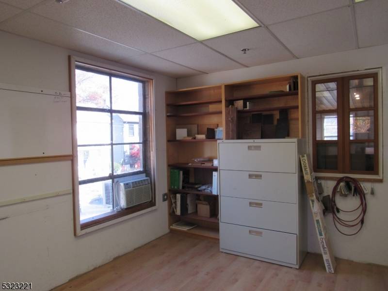 4 7th St, Frenchtown Boro, NJ 08825