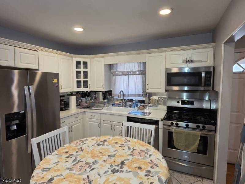 1578 Broad St, Bloomfield Twp., NJ 07003