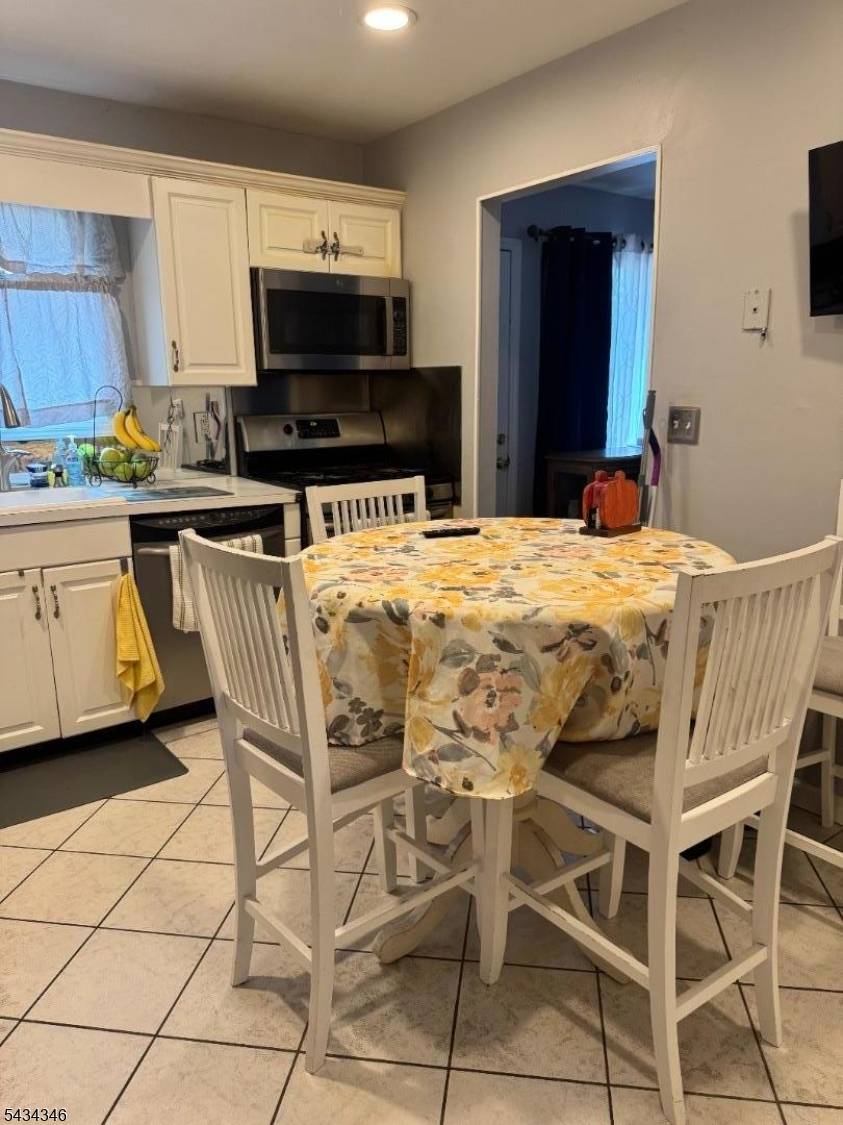 1578 Broad St, Bloomfield Twp., NJ 07003