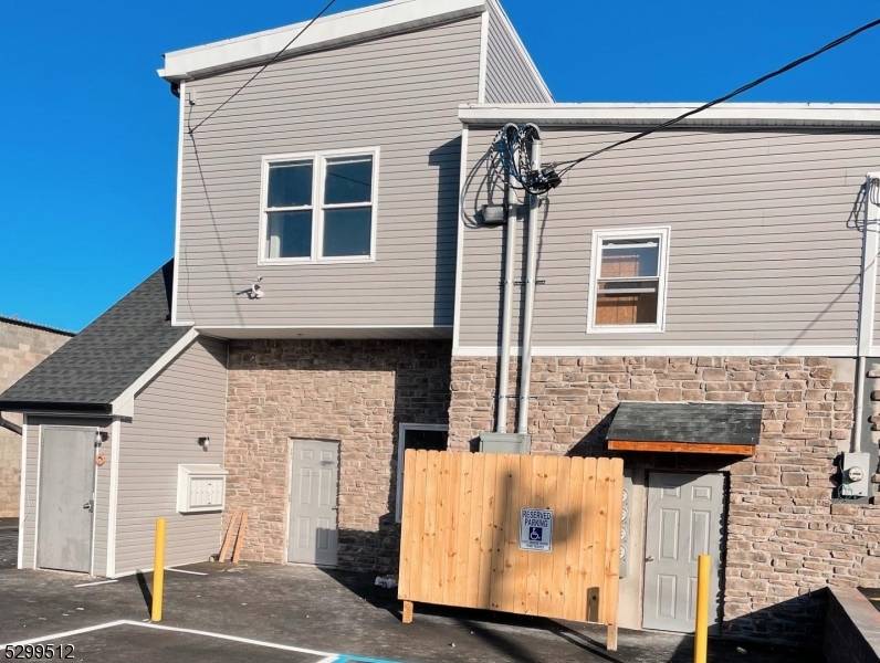 1599 Route22 #4, Union Twp., NJ 07083