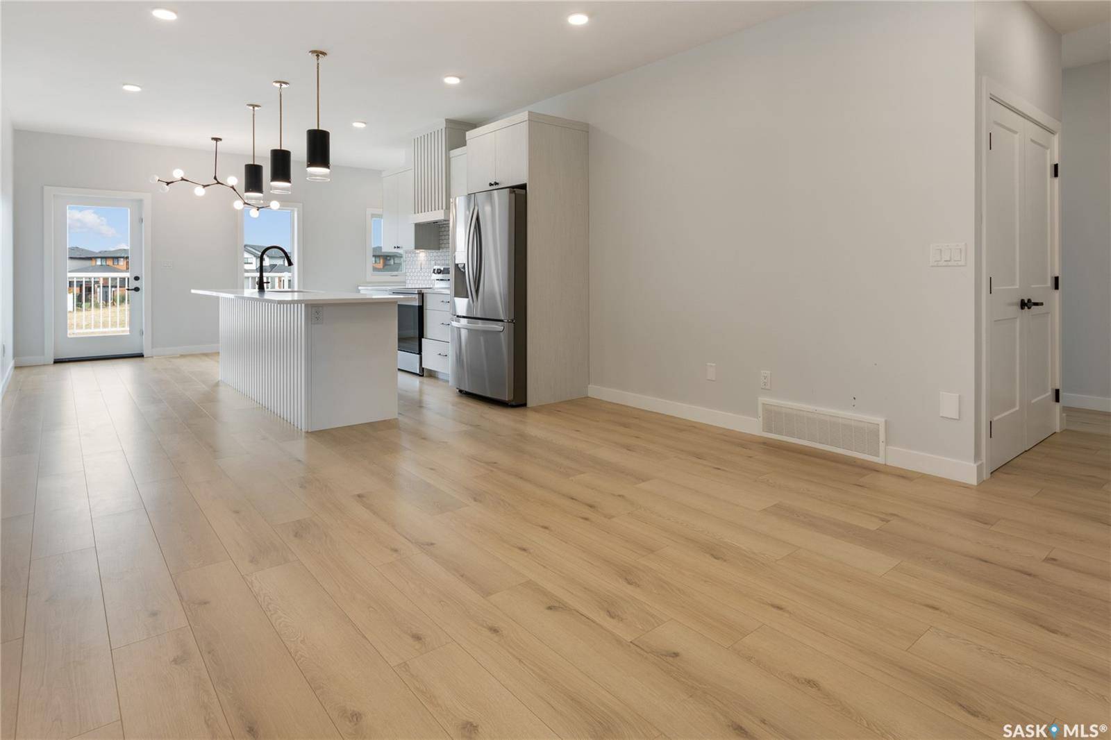 371 Leskiw BEND, Saskatoon, SK S7V 1R5